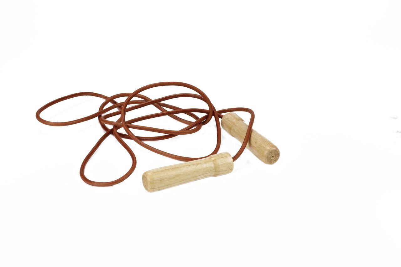 Leather jump rope Gelagerde houten handvaten Ideaal springtouw